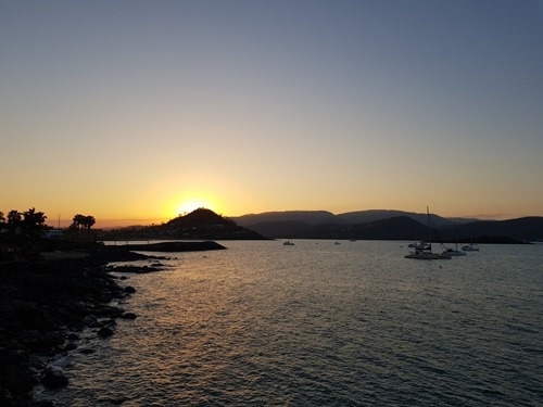 Sunset from the Airlie Beach boardwalk Sunset from the Airlie Beach boardwalk