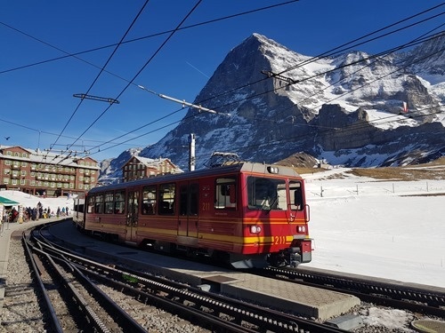 Train to the Jungfraujoch Train to the Jungfraujoch