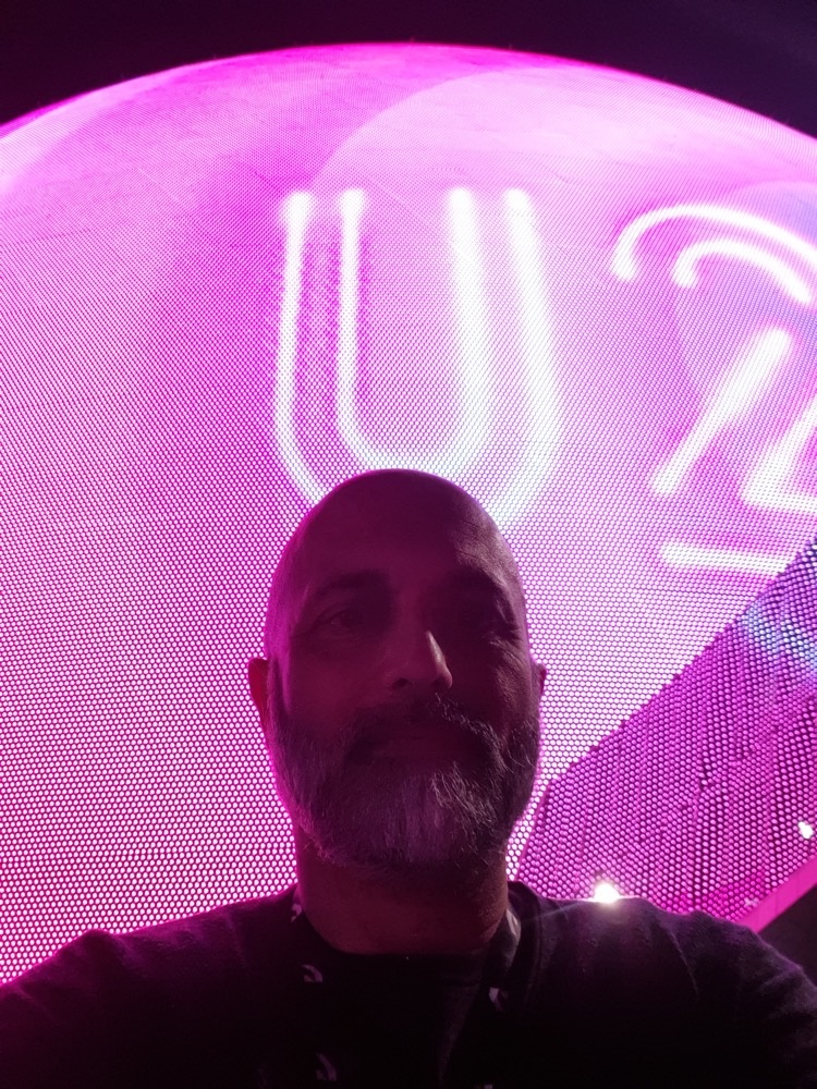 U2 U2