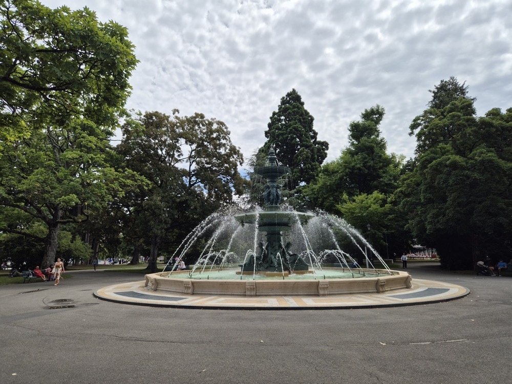 Fontaine des Quatre Saisons Fontaine des Quatre Saisons