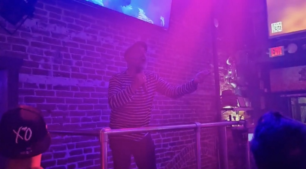 Singing Karaoke Singing Karaoke