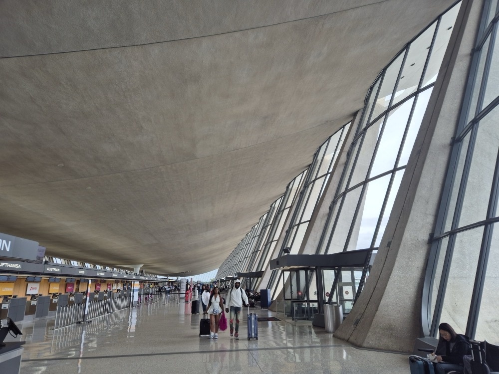 Dulles Dulles