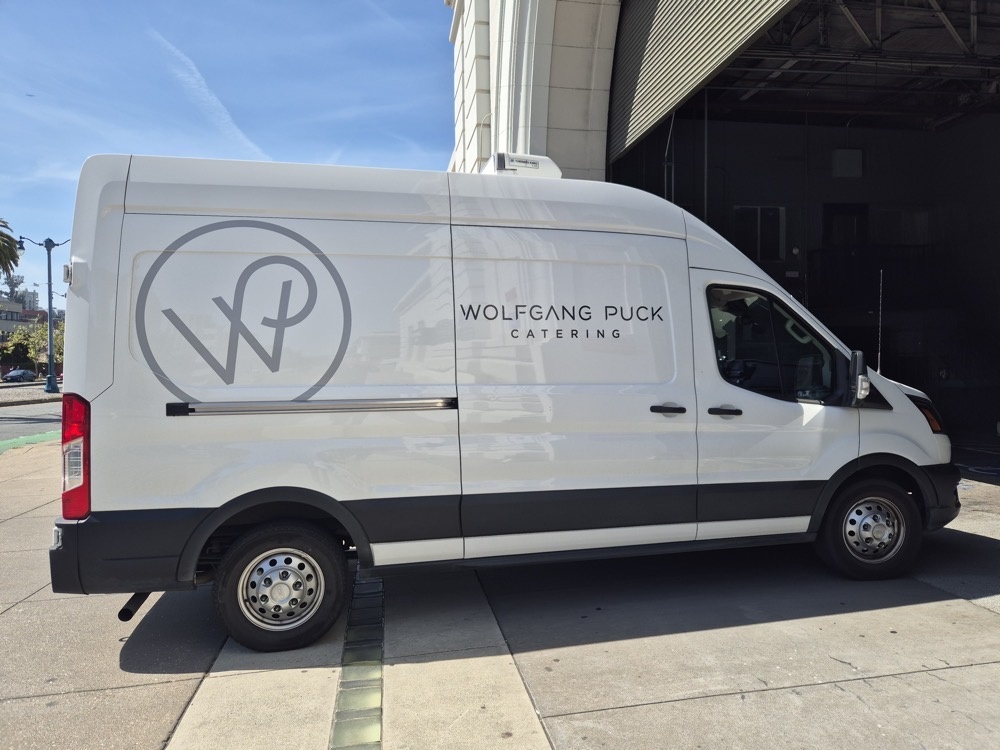 Food arriving. Food arriving