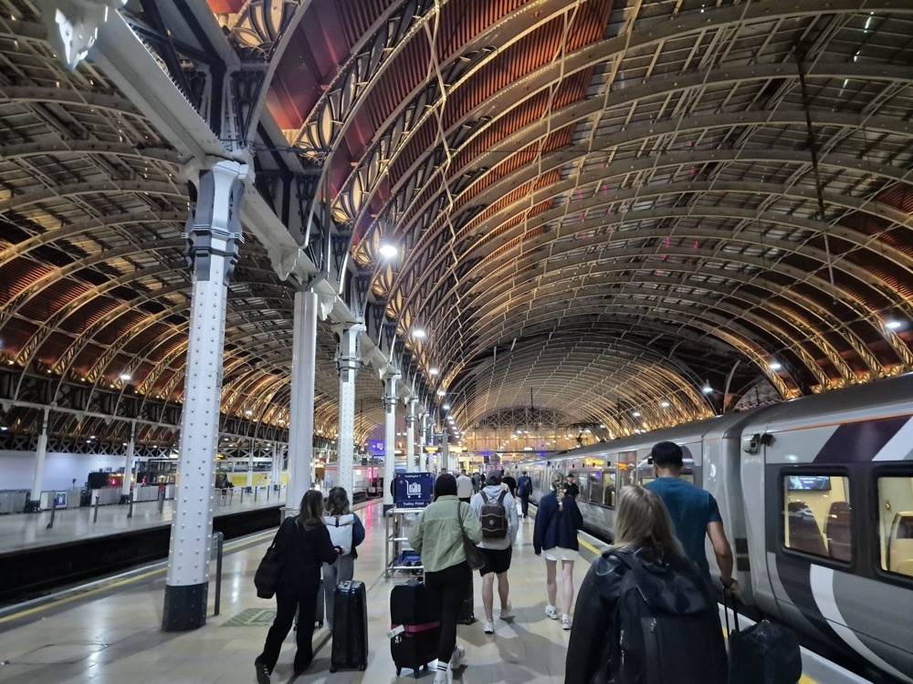 Arriving in Paddington Arriving in Paddington
